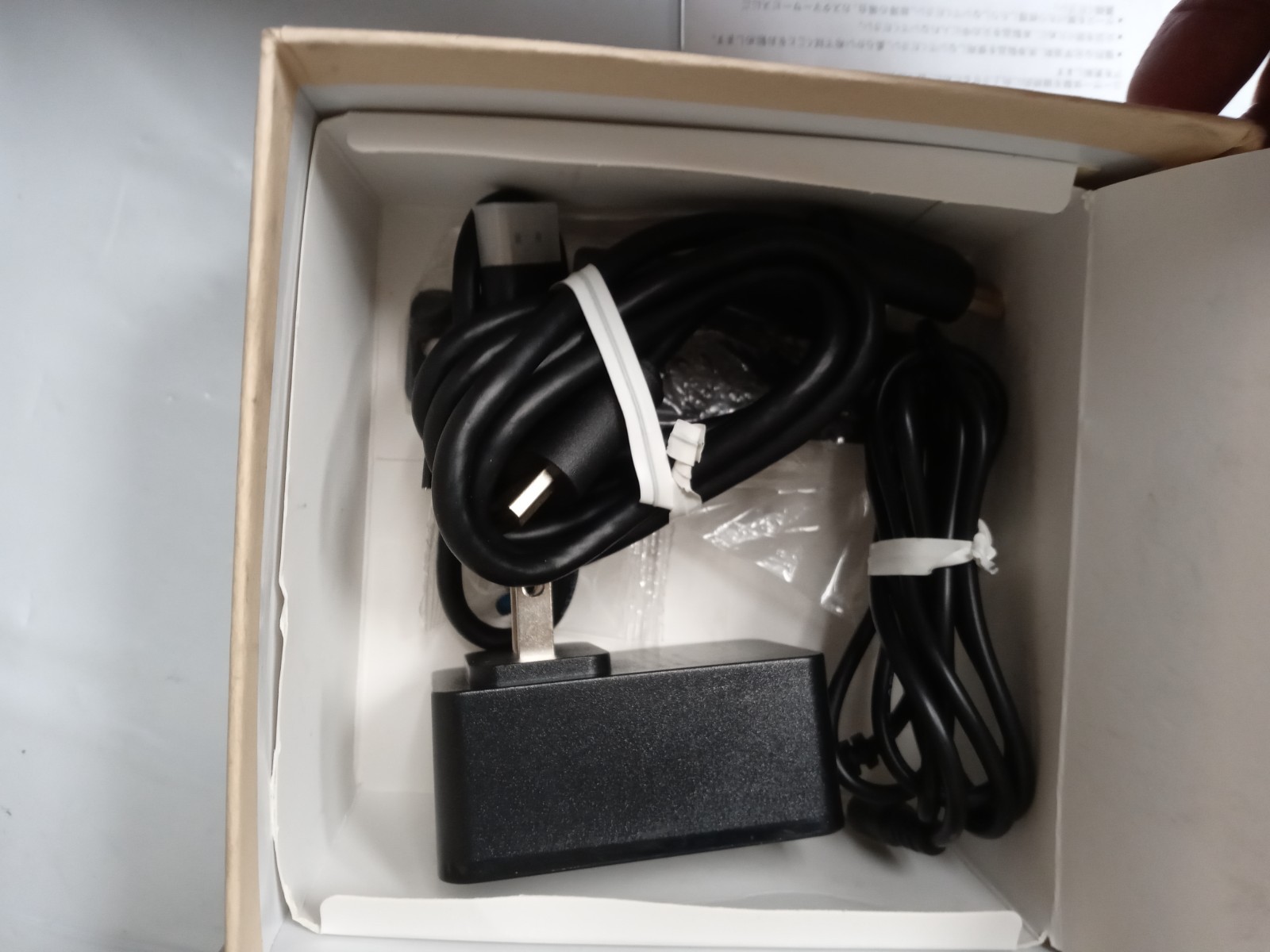 Mini PC Z83-V Intel Atom (TM)X5-Z8350 CPU 1.44GHz 4GB 64GB SSD with Power Cable
