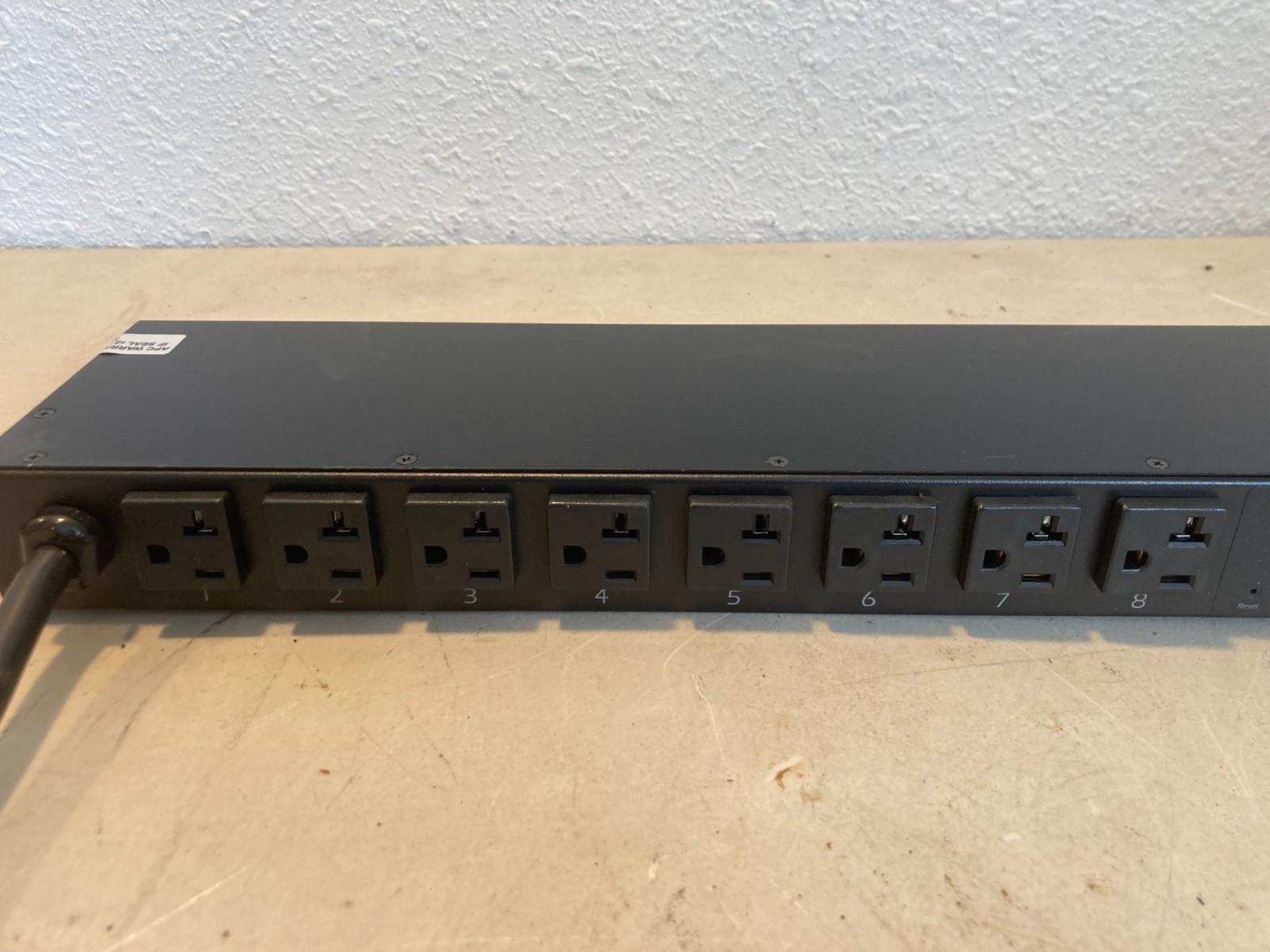 APC 7900 Rack PDU, Switched, 1U, 15A, 100/120V, (8)5-15 AP7801