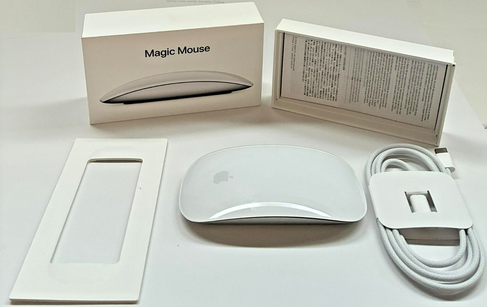 New Apple Magic Mouse USB-C White Bluetooth Multi-Touch