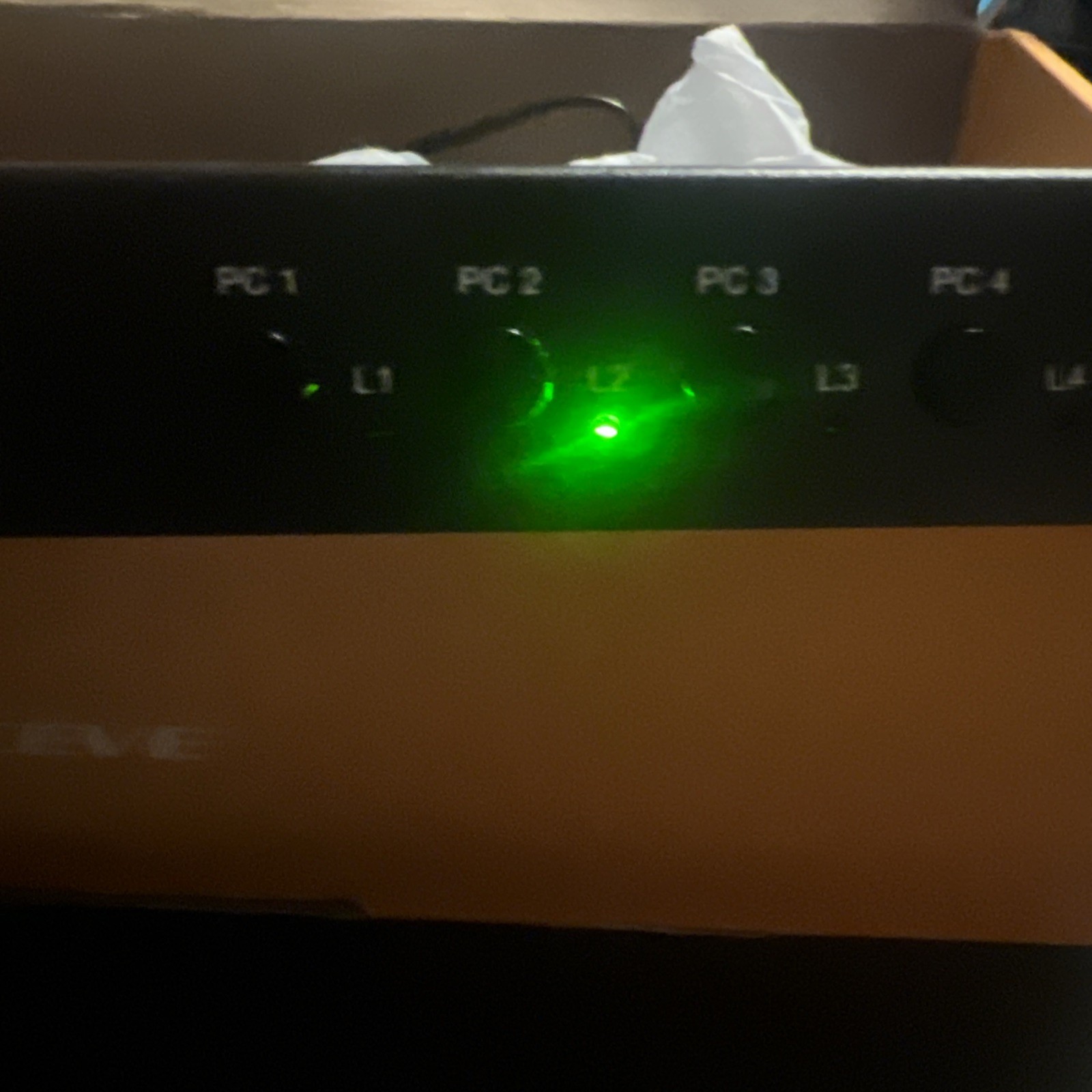 Kceve HDMI KVM SWITCH. USB 3.0 HDMI . Free ship