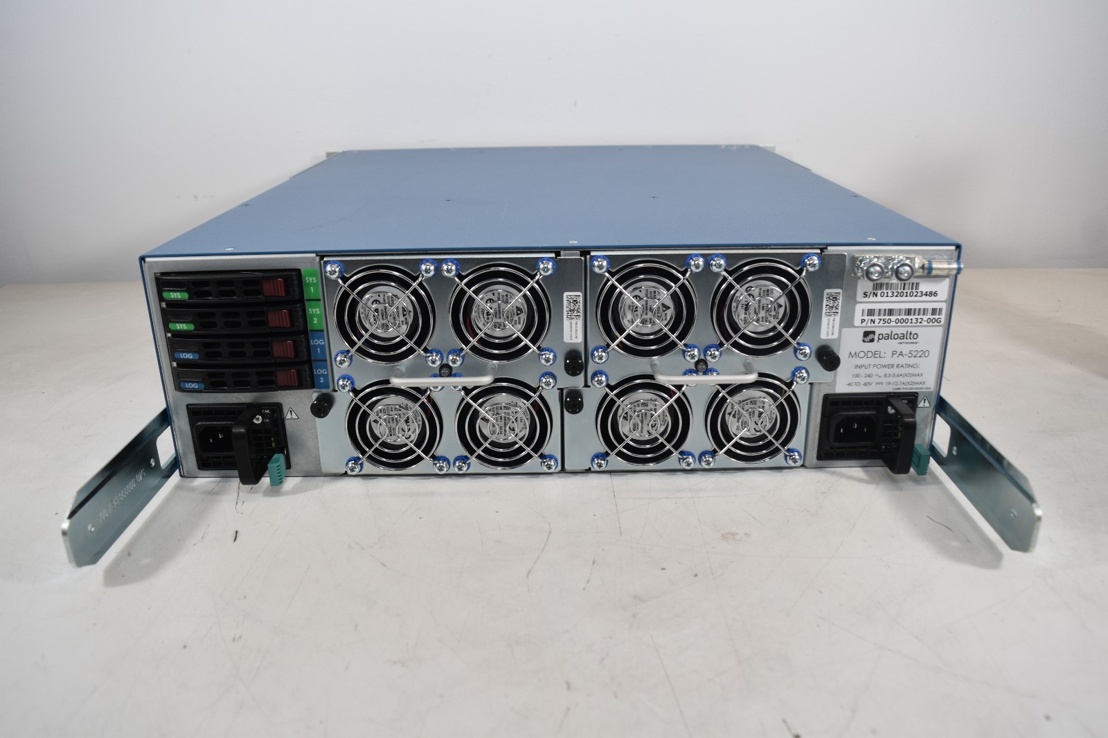 Palo Alto PA-5220 ML-Powered NGFW with Drives