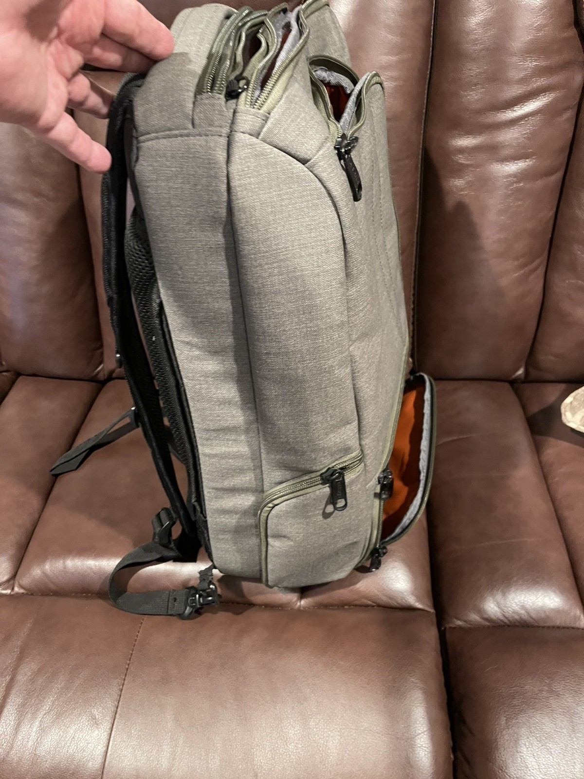 eBags EB2146-16 Travel Professional Slim Laptop Backpack Navy Blue Excellent