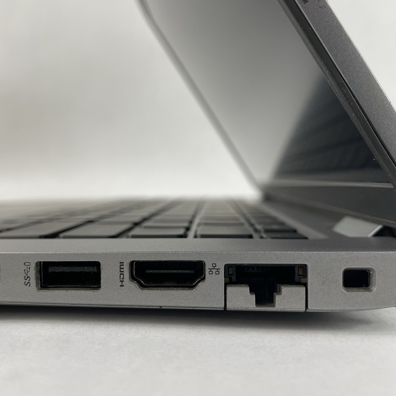 Dell Latitude 5420 14″ i5-1135G7 2.40 GHz 8 GB RAM No SSD/OS/AC – READ