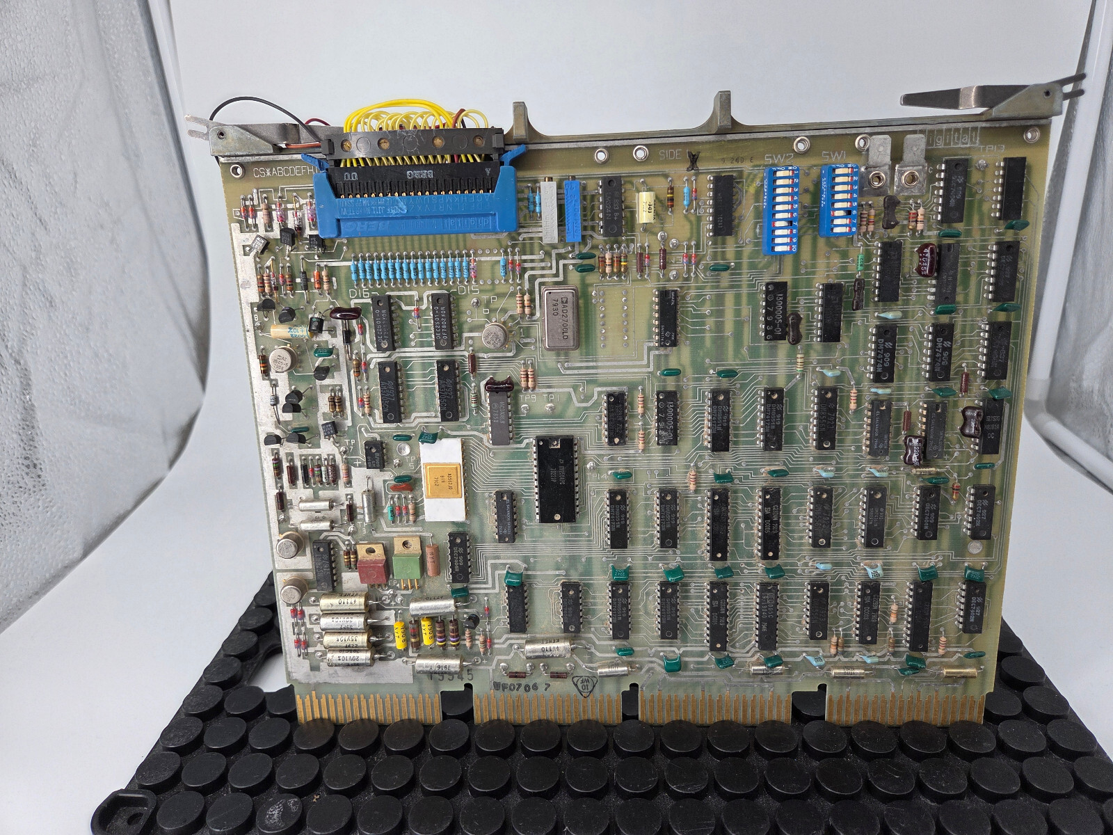 DEC Digital Equipment A012 ADV11-A 16-channel 12-bit Analogue-to-Digital Convert
