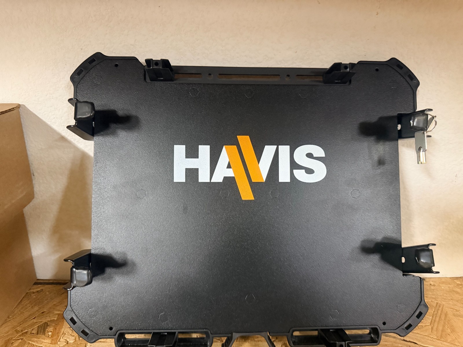 Havis UT-1003 Universal Rugged Cradle for 11″-14″ Laptops – Black
