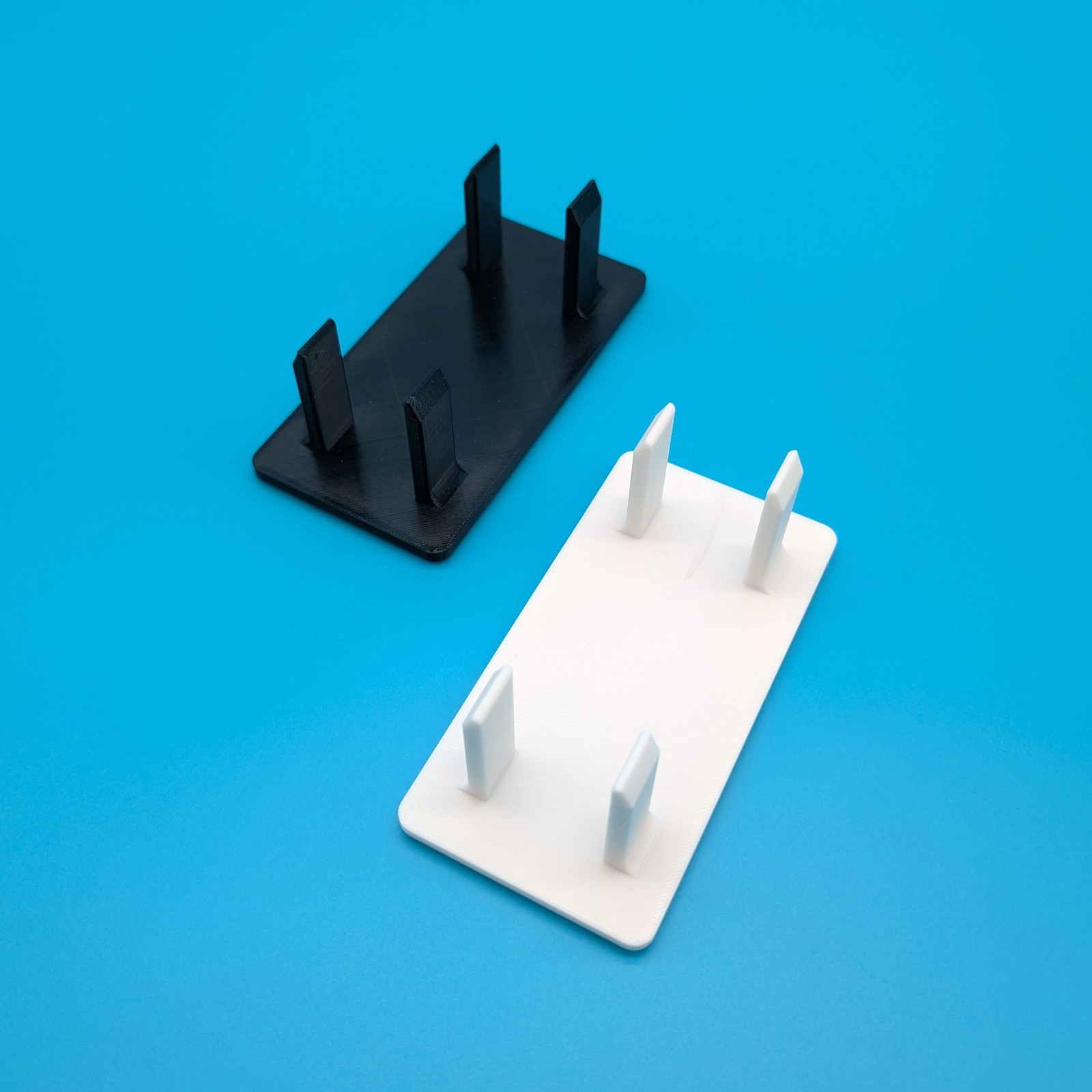 UniFi Cloud Gateway Ultra – Desk Stand with Silicone Feet – Black or White PETG