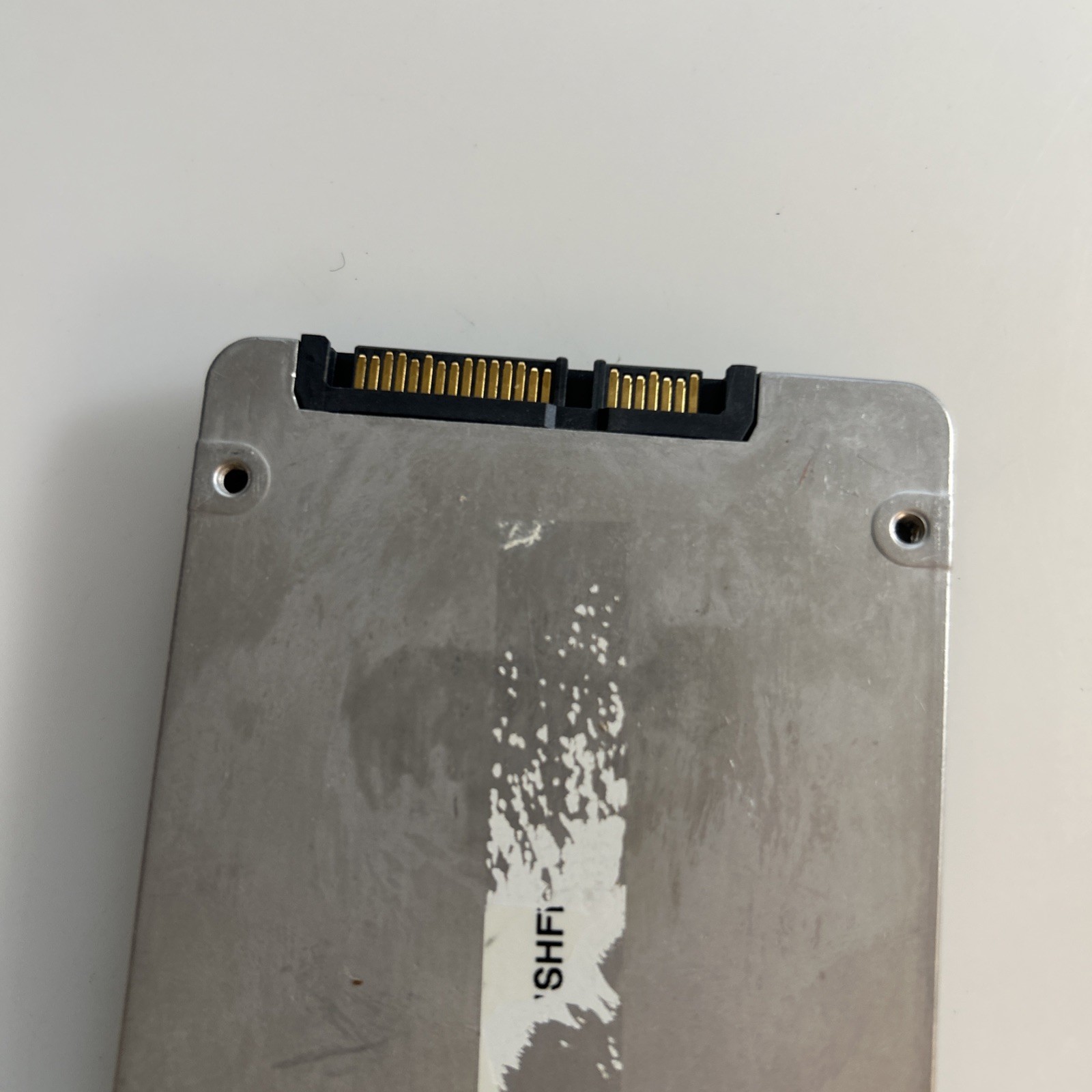 Intel SSDSC2CW180A3 SSD 520 180GB 2.5″ SATA 6Gbps SSD Hard Drive Untested abbs