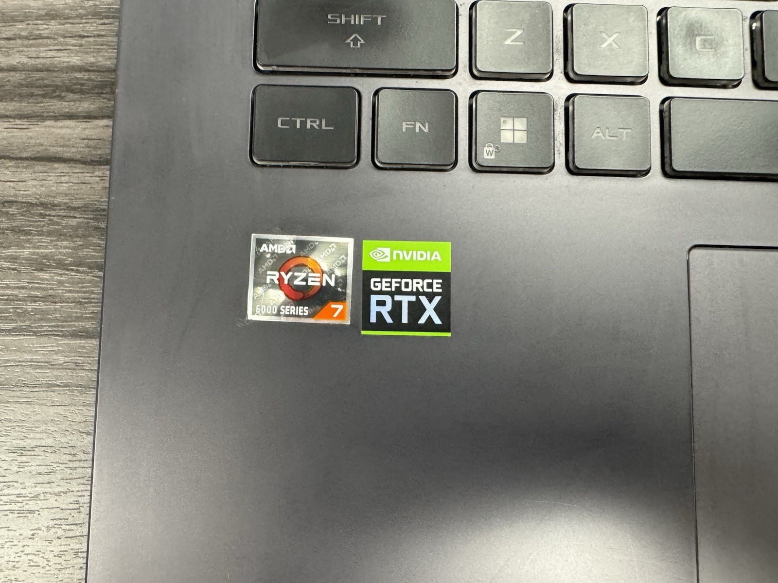 Asus ROG Strix G513R 15.6 Ryzen 7 6800H 3.2GHz 16GB RAM 1TB SSD GeForce RTX 3060
