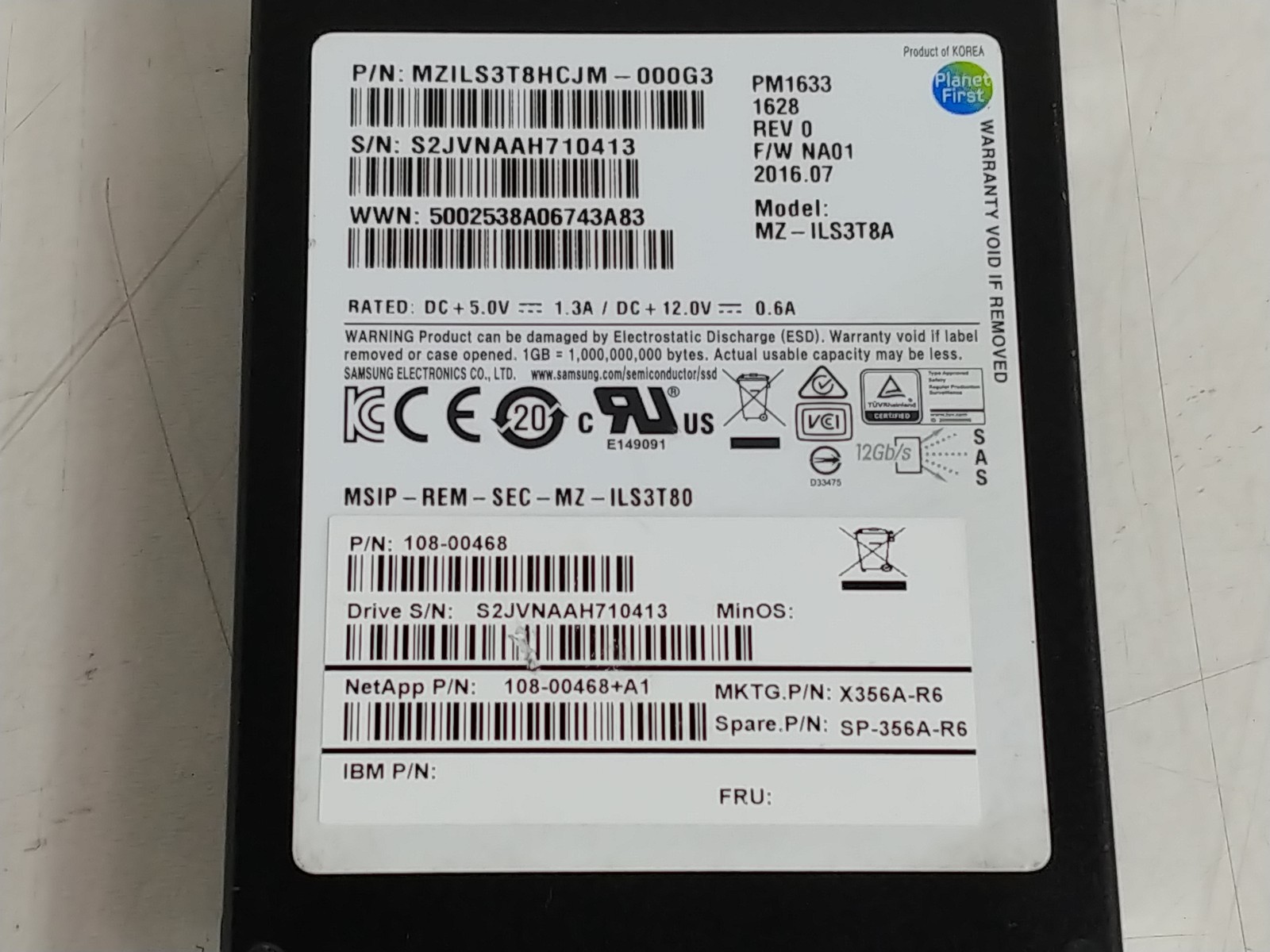 Lot of 5 Samsung NetApp PM1633 MZ-ILS3T8A 3.84 TB SAS 3 2.5 in Solid State Drive