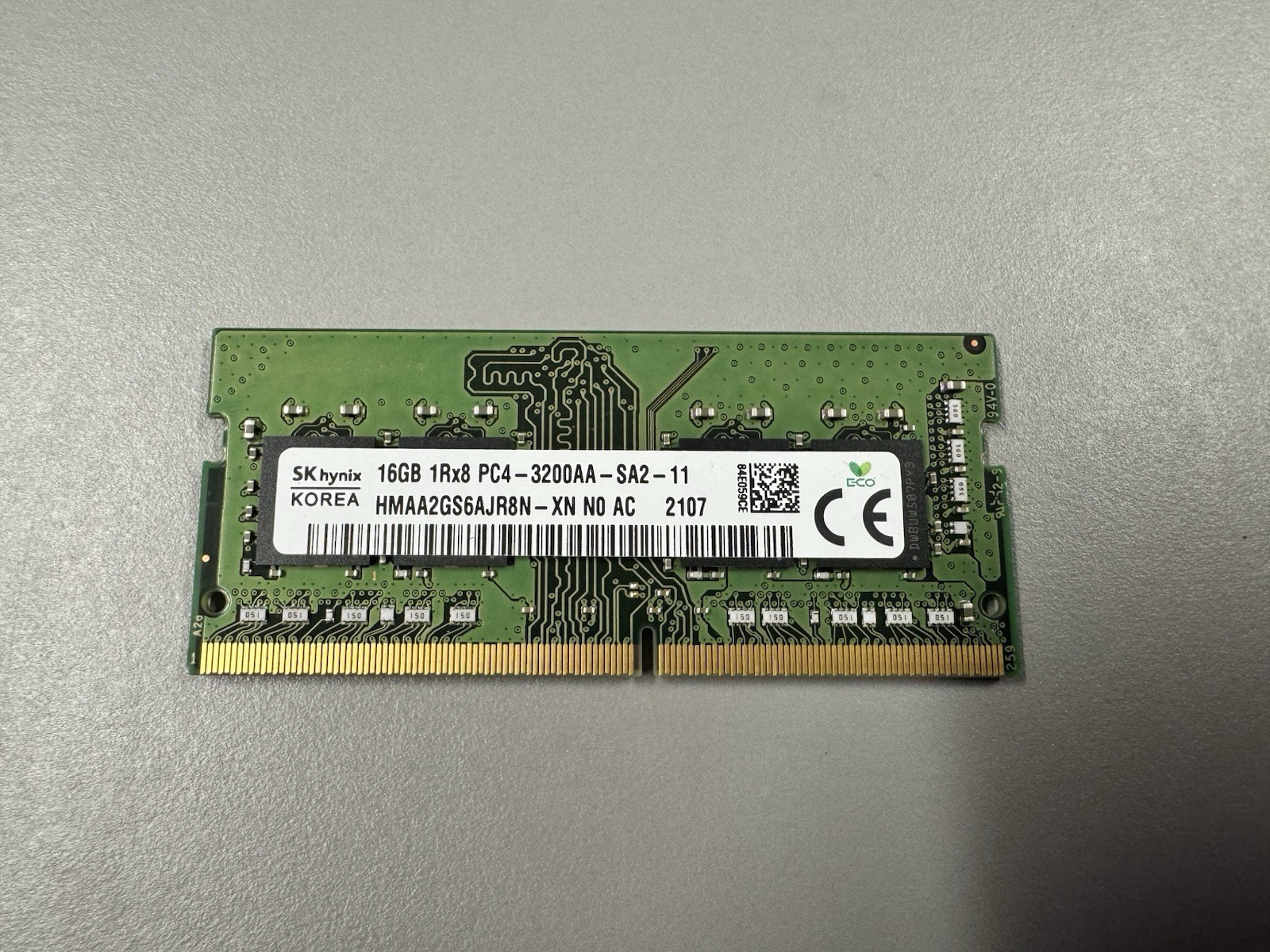 SK Hynix 16GB (1x16GB) PC4-25600 (DDR4-3200) SODIMM Memory HMAA2GS6AJR8NXN