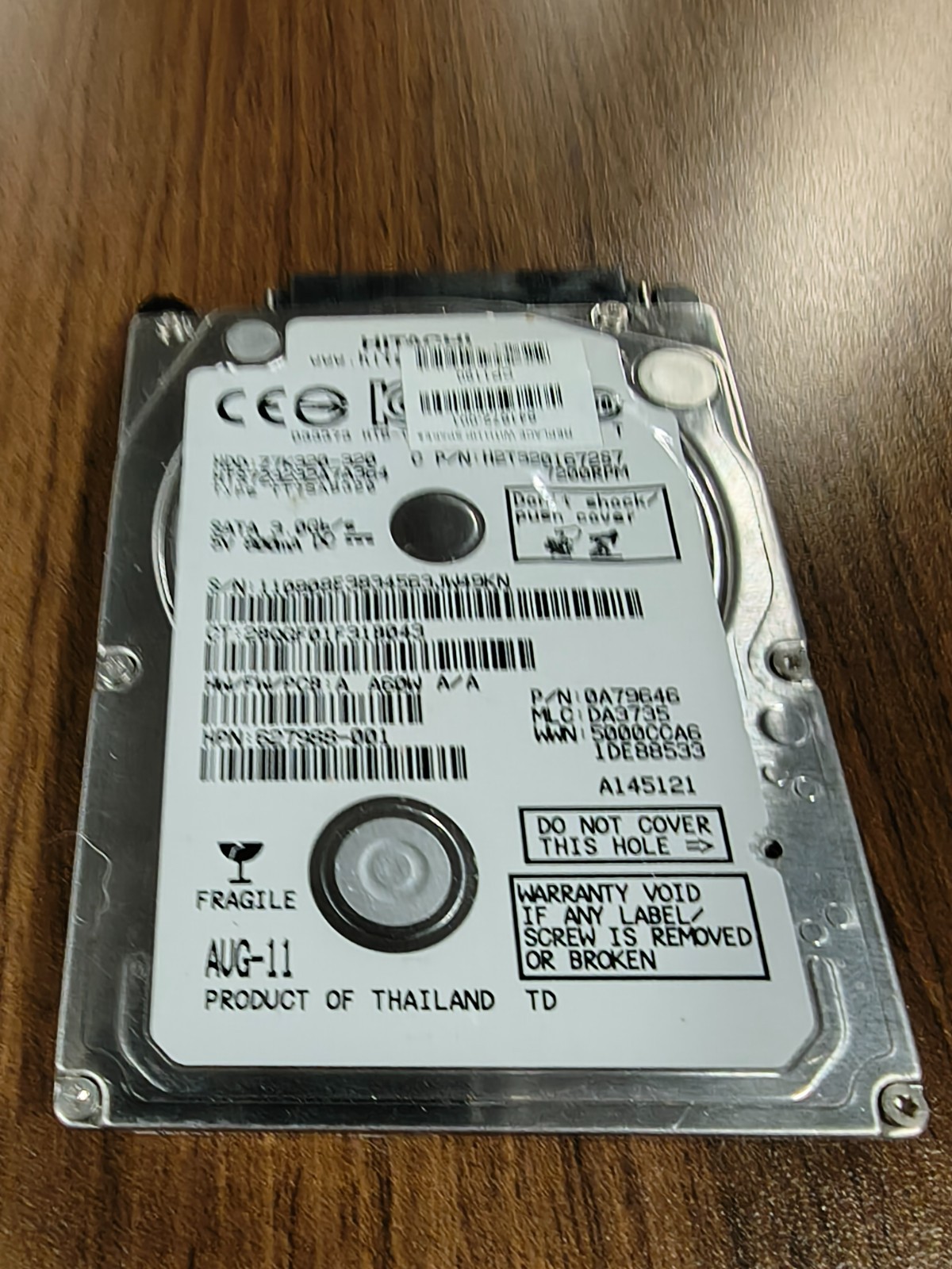 Hard Disk 320GB HGST Travelstar Z7K320-320 HTS723232A7A364 HITACHI Slim 7200RPM