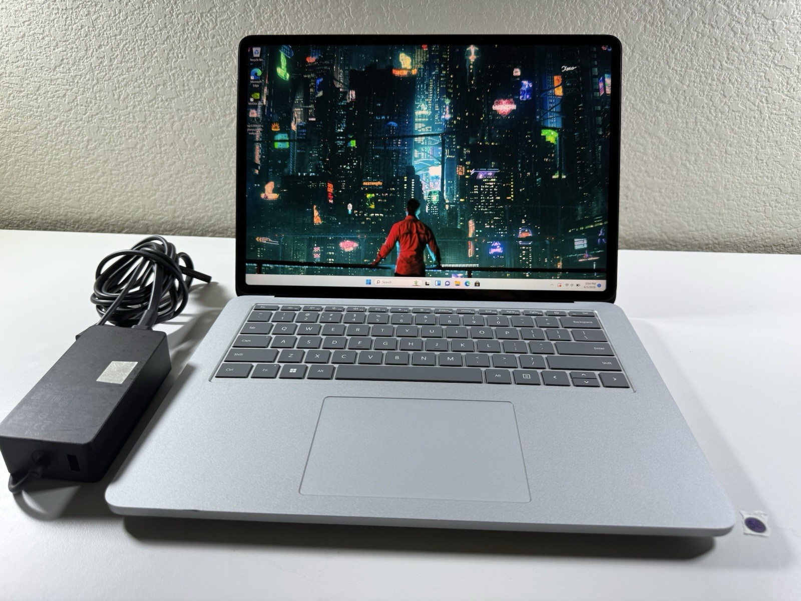 Microsoft Surface Laptop Studio 14.4″ i7 11370H 32GB 1TB Nvidia RTX A2000 WIN11