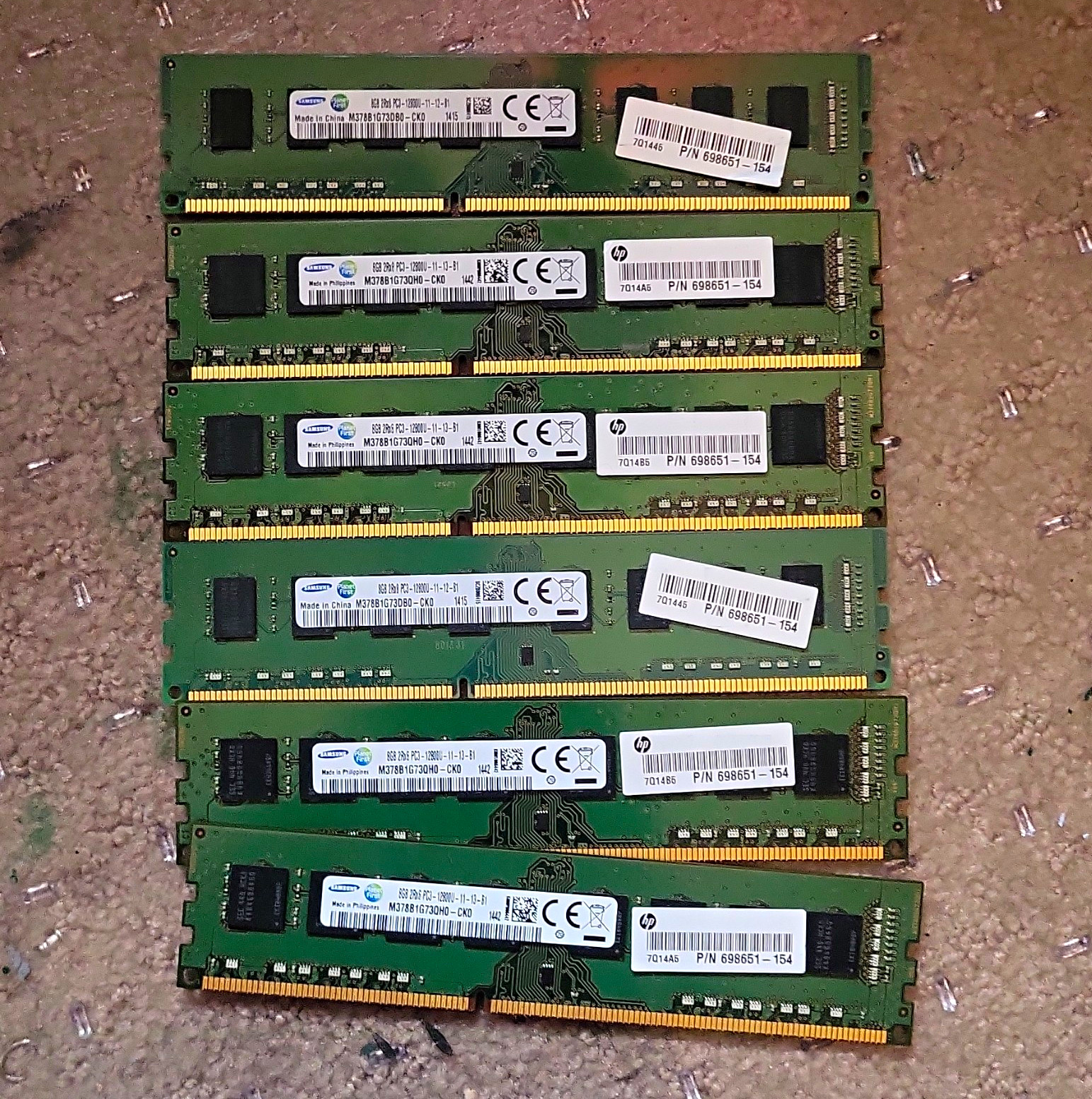 Samsung 8GB (7x8GB) DDR3 PC3-12800U 240-Pin DIMM Unbuffered M378B1G