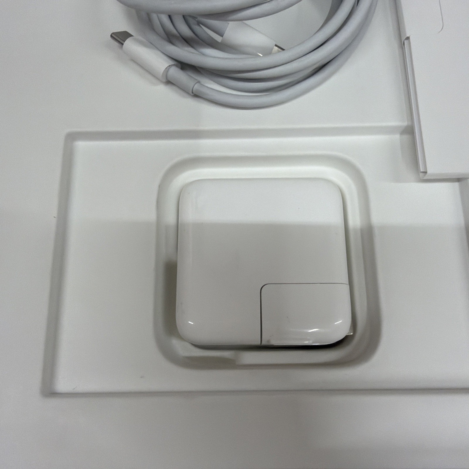 Apple MacBook Air 13 in 2020 Silver/Apple M1 3.2 GHz, 256 GB 8 GB 7-Core