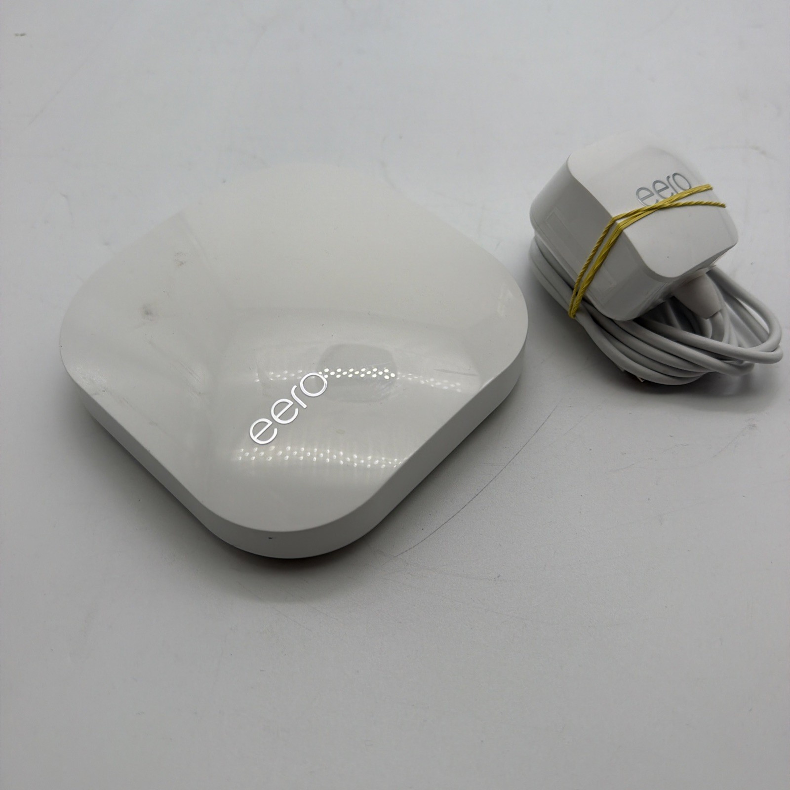 eero Pro 2nd Gen B010001 Tri-Band Mesh Router – W/Adapter