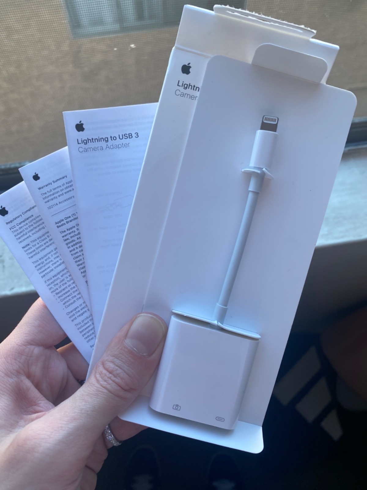 Apple Lightning to USB 3 Camera Adapter Connector