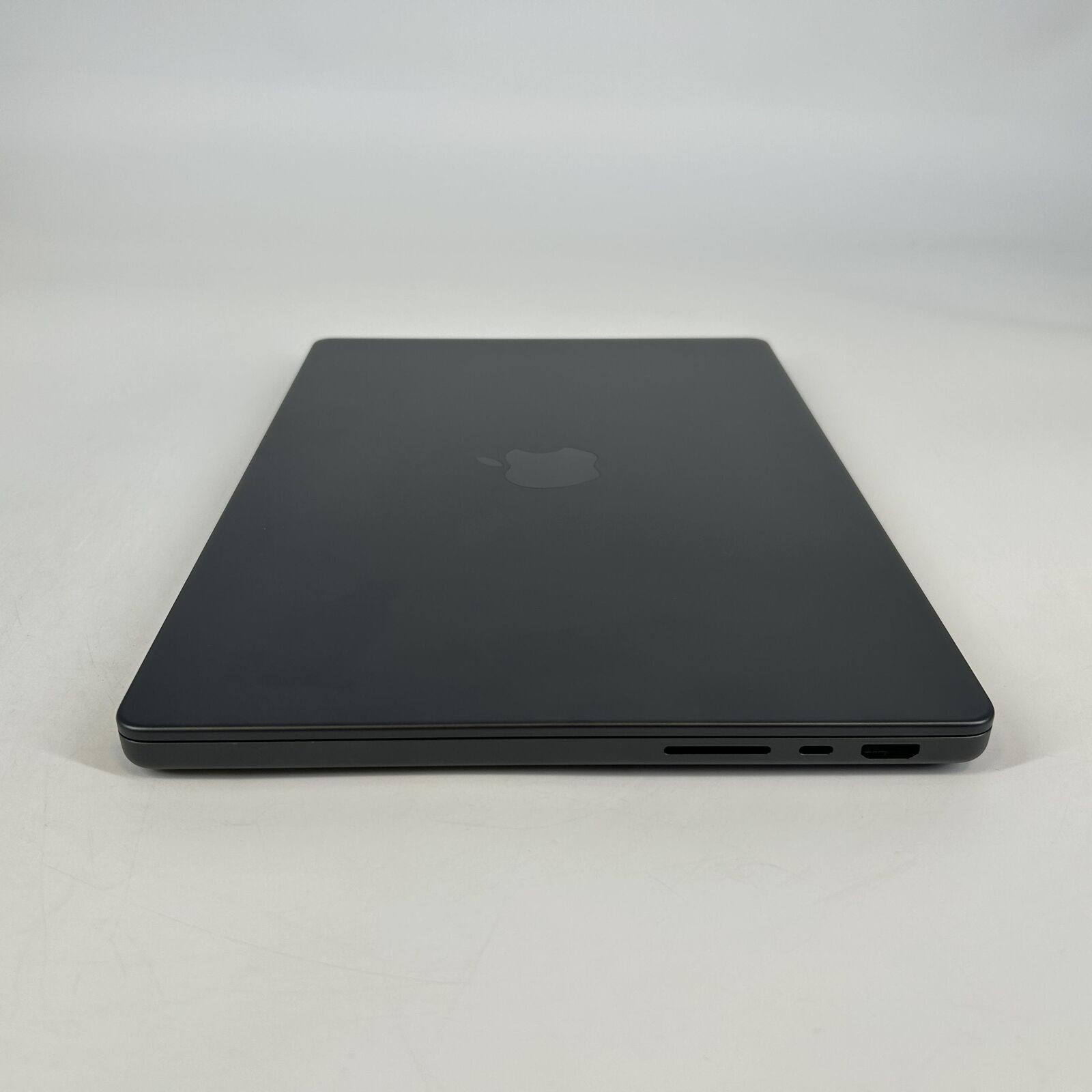 Apple MacBook Pro 14 M4 2024 10-Core CPU 10-Core GPU 16GB 512GB Space Black