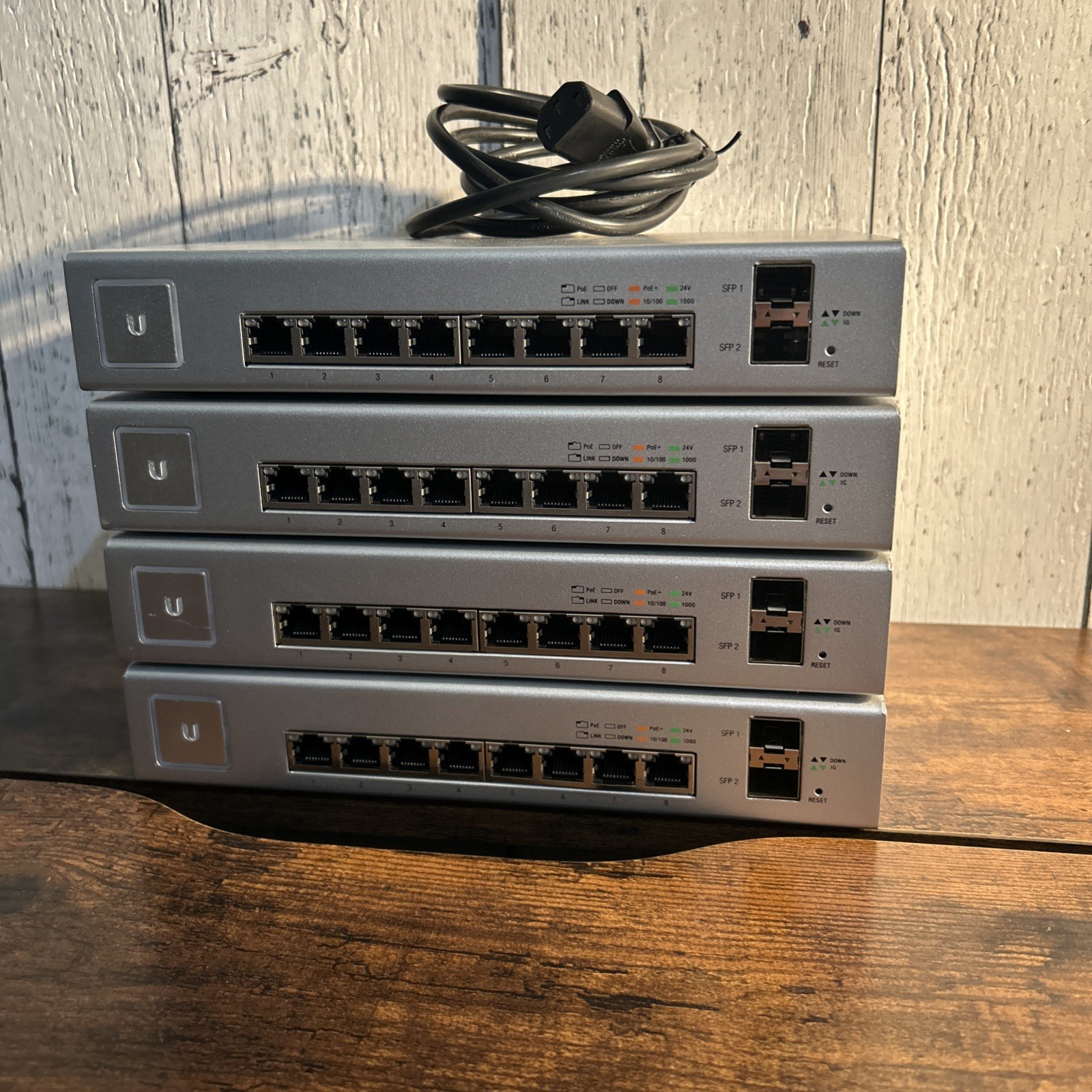 Ubiquiti UniFi US-8-150W 8-Port PoE Gigabit Switch 150W w Power Cord Tested Gray