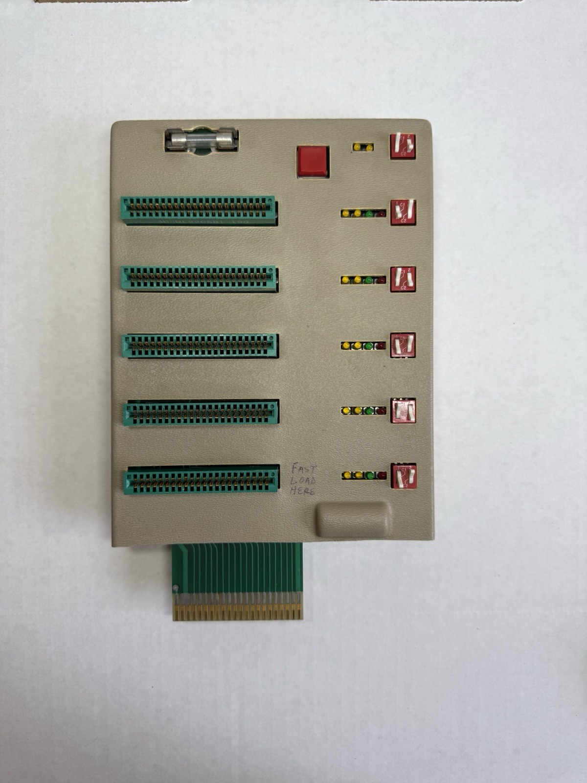 CARDBOARD 5 FIVE SLOT EXPANSION INTERFACE FOR COMMODORE 64 UNTESTED