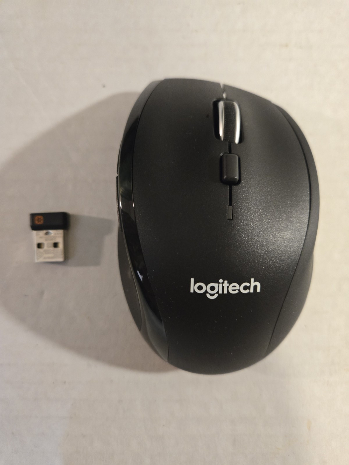 Logitech M705 Wireless USB Optical Mouse Black Ergonomic PC Mac with Receiver