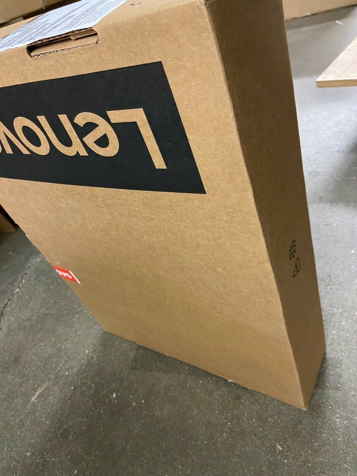 Lenovo Legion Pro 7i Gen 10 OLED 240Hz Ultra 9 275HX RTX5070Ti 32GB 2TB W11P 2Yr