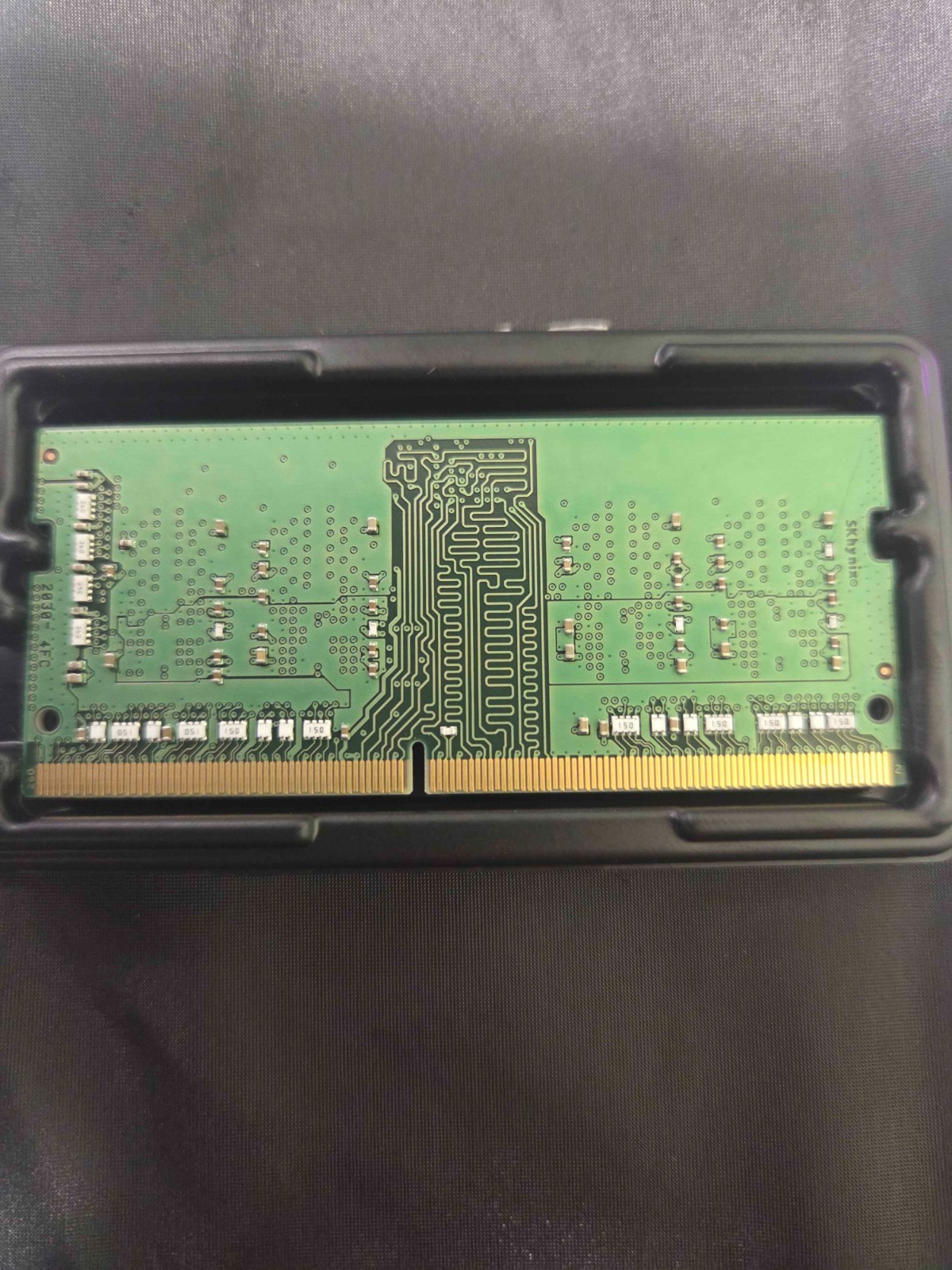HMAA1GS6CJR6N-XN – Memory Module – SK Hynix 8GB DDR4-3200 SO-DIMM PC4-25600