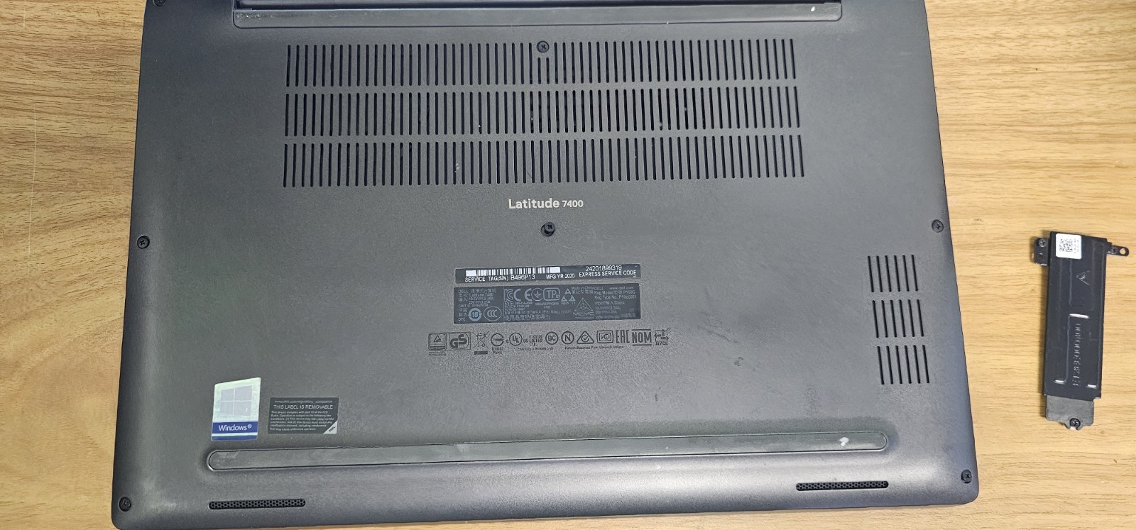 Dell Latitude 7400 💻 Intel i7-8665U | No RAM No SSD No Charger | Keyboard Issue