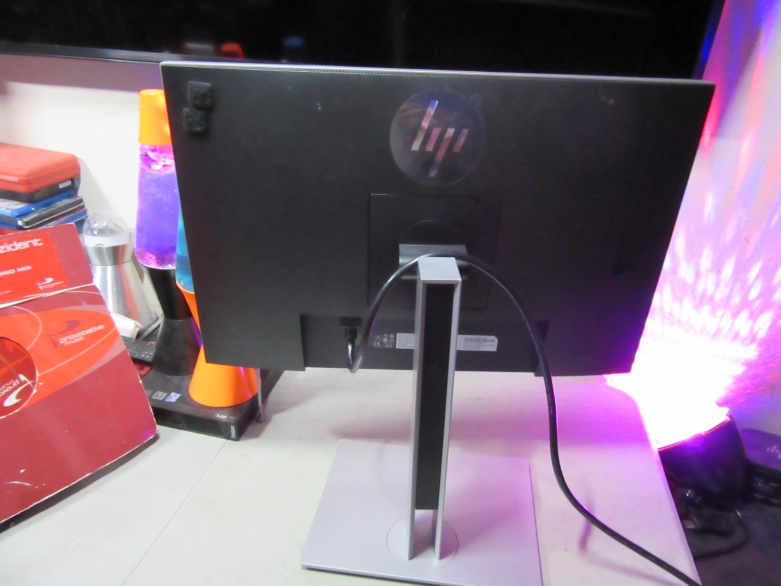 Beautiful HP E243i EliteDisplay 24” IPS LED Monitor WUXGA 1920 x 1200 DP HDMI