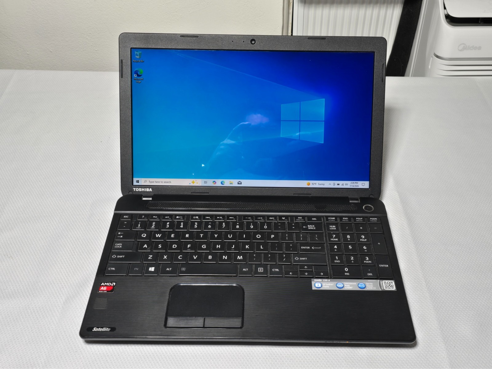 Toshiba Satellite C55-A5302 (W10/8GB Ram/128GB SSD HD)