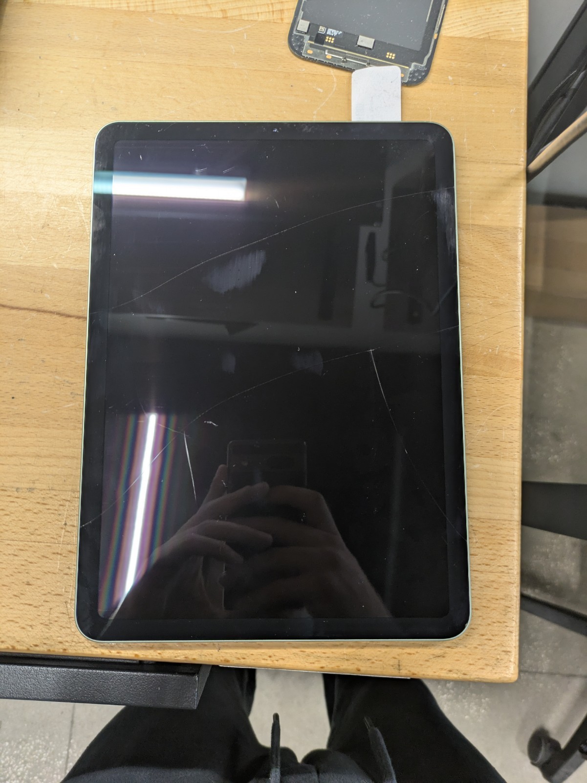 Apple iPad Air 4 Green | 64Gb | Wifi | For Parts | SEE DESCRIPTION