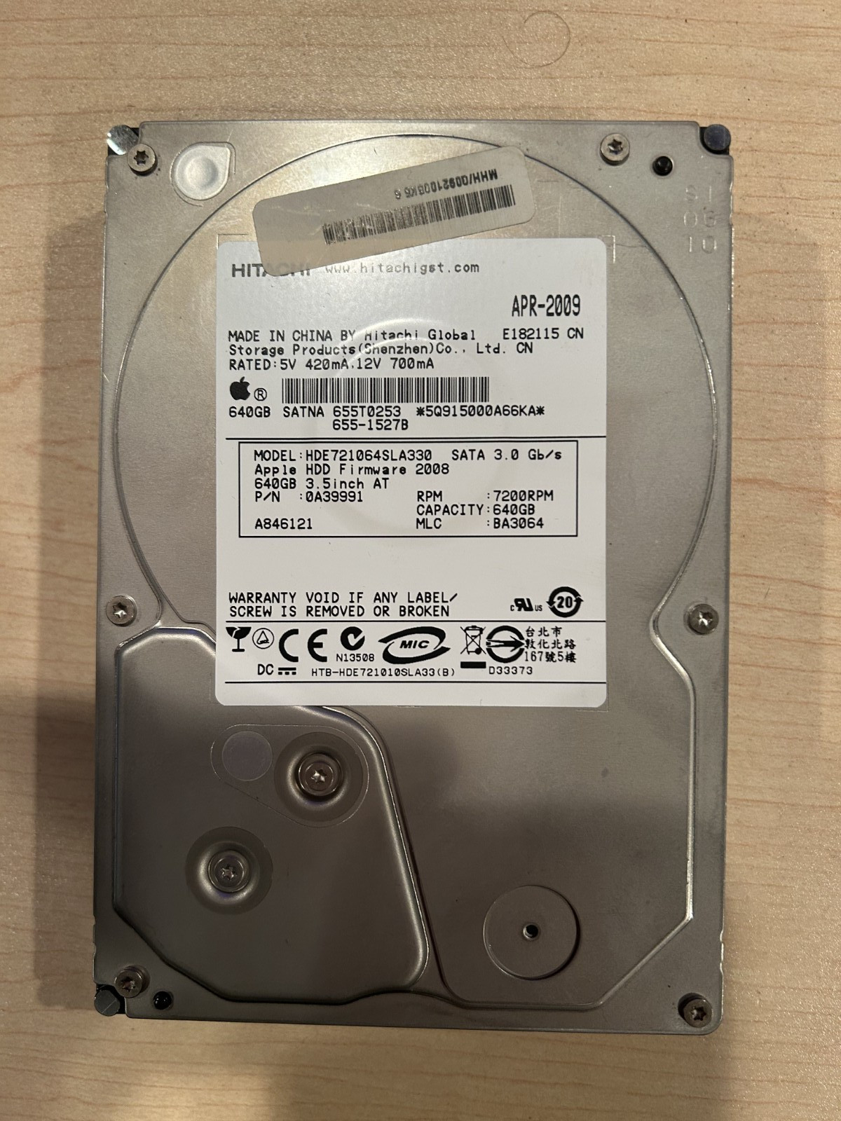 Hitachi HDD HDE721064SLA330 640 GB Apple Hard Drive 3.5″ SATA