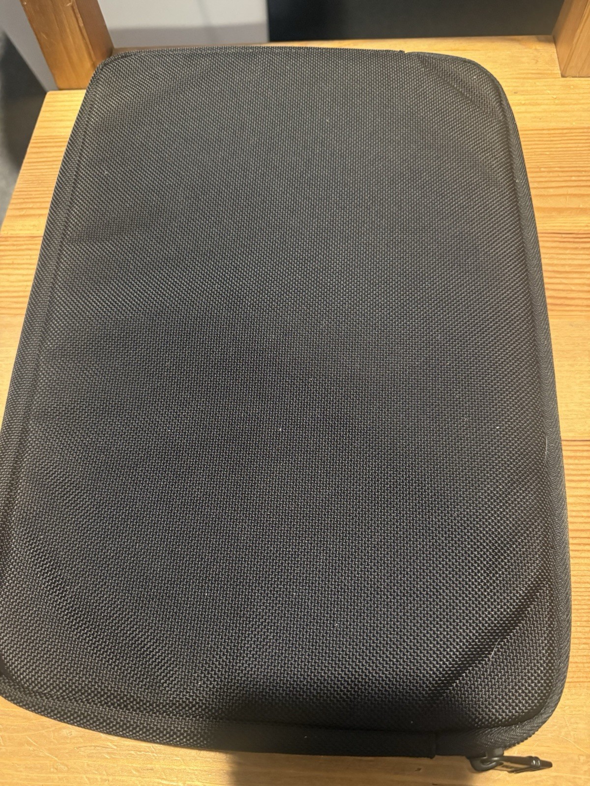 Tumi ALPHA BALLISTIC NYLON PADDED 12″ LAPTOP / TABLET iPad Case Sleeve