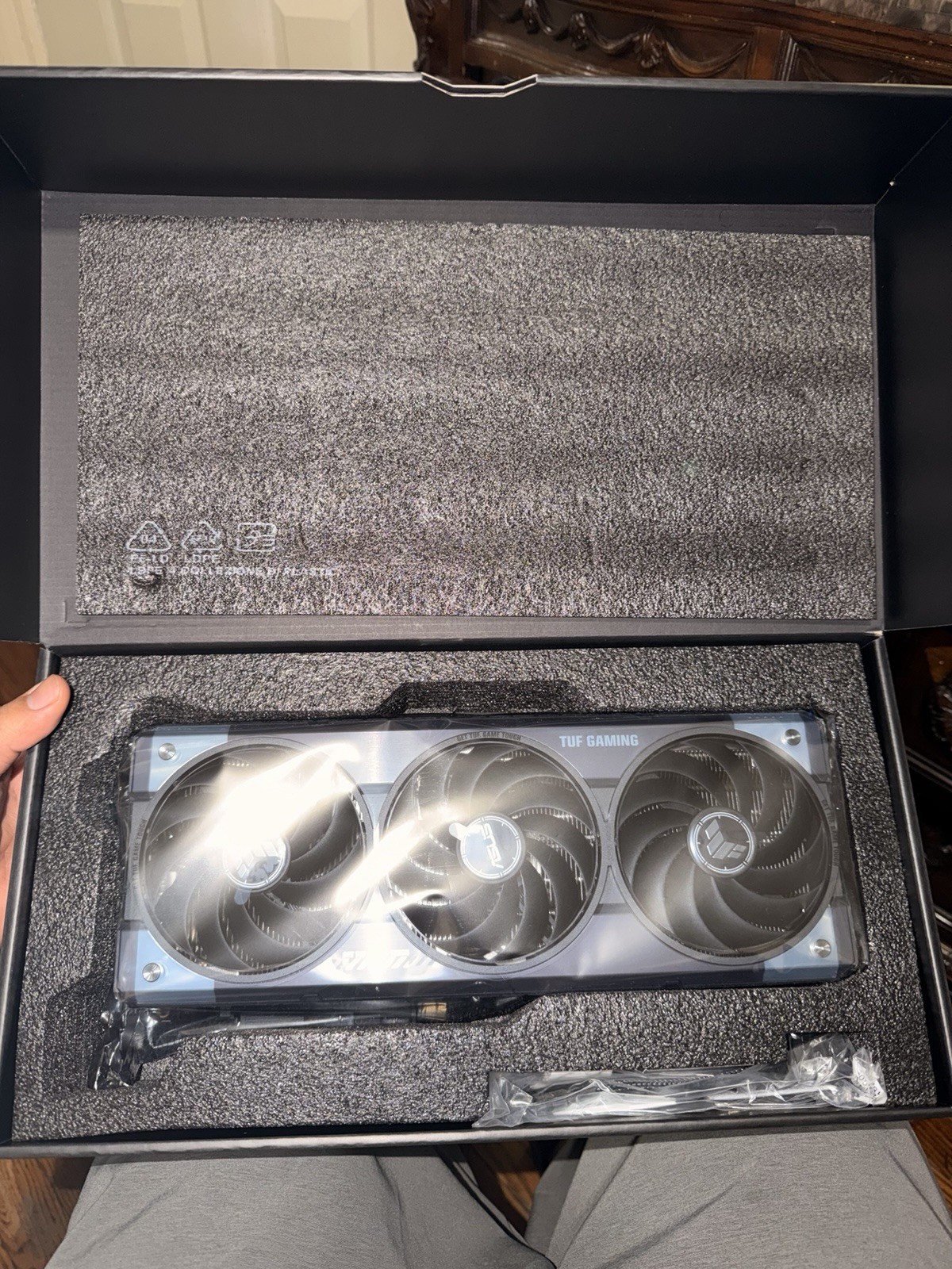 ASUS TUF Gaming GeForce RTX 5070 Ti OC Edition 16GB Aura Sync Graphics Card