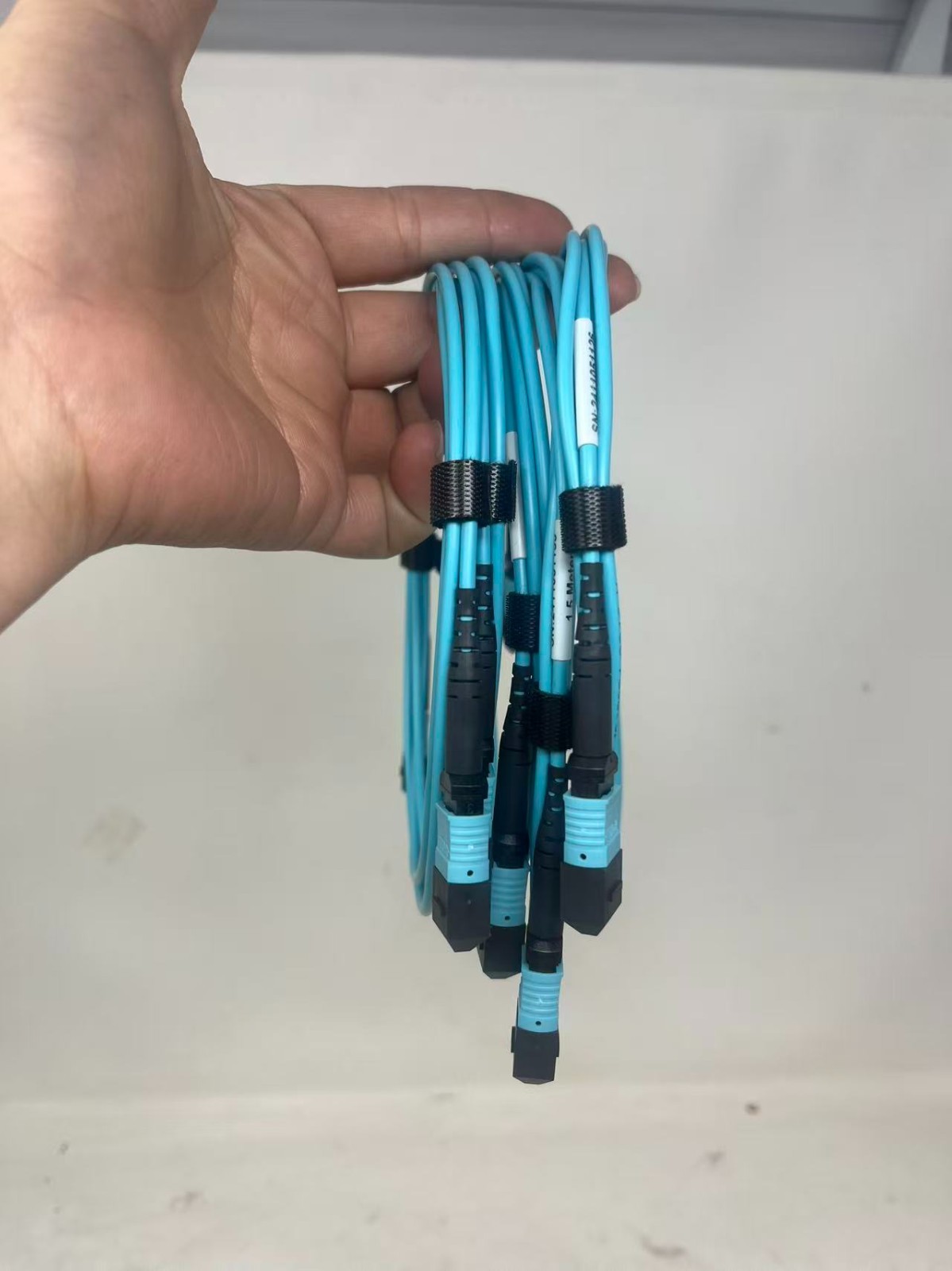 Lot of 5， 12F MPO OM3 MPO Fiber Optic Cables Type B 1.5M Aqua female to female