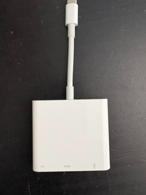 Apple MUF82AM/A USB-C Digital AV Multiport Adapter Genuine A1621 Oem Euc