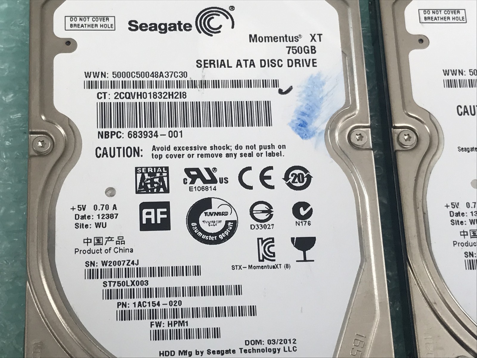 (Lot of 2) Seagate Momentus XT ST750LX003 750GB 7.2K 2.5″ Hybrid Drive – HD755A