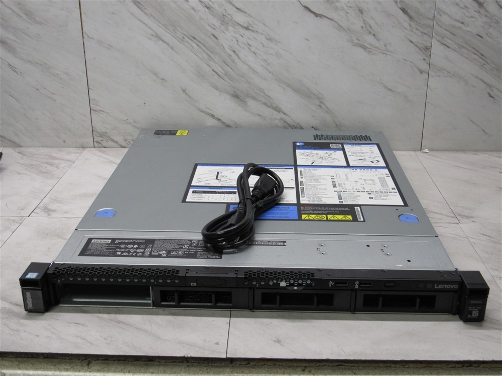 Lenovo ThinkSystem SR250 Intel Xeon E-2124@3.3GHz 4-Bay Server