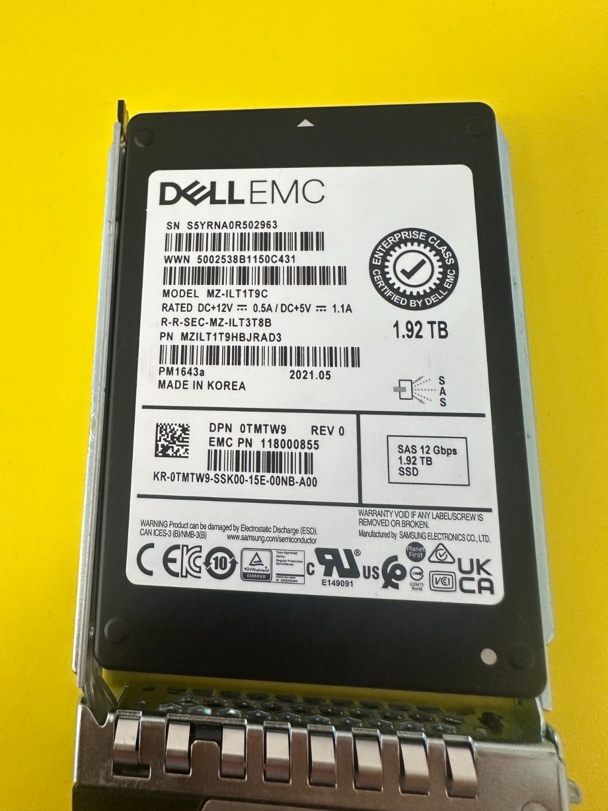 Dell TMTW9 1.92TB Internal 12GBP/s SAS Read Intensive 2.5” Solid State Drive